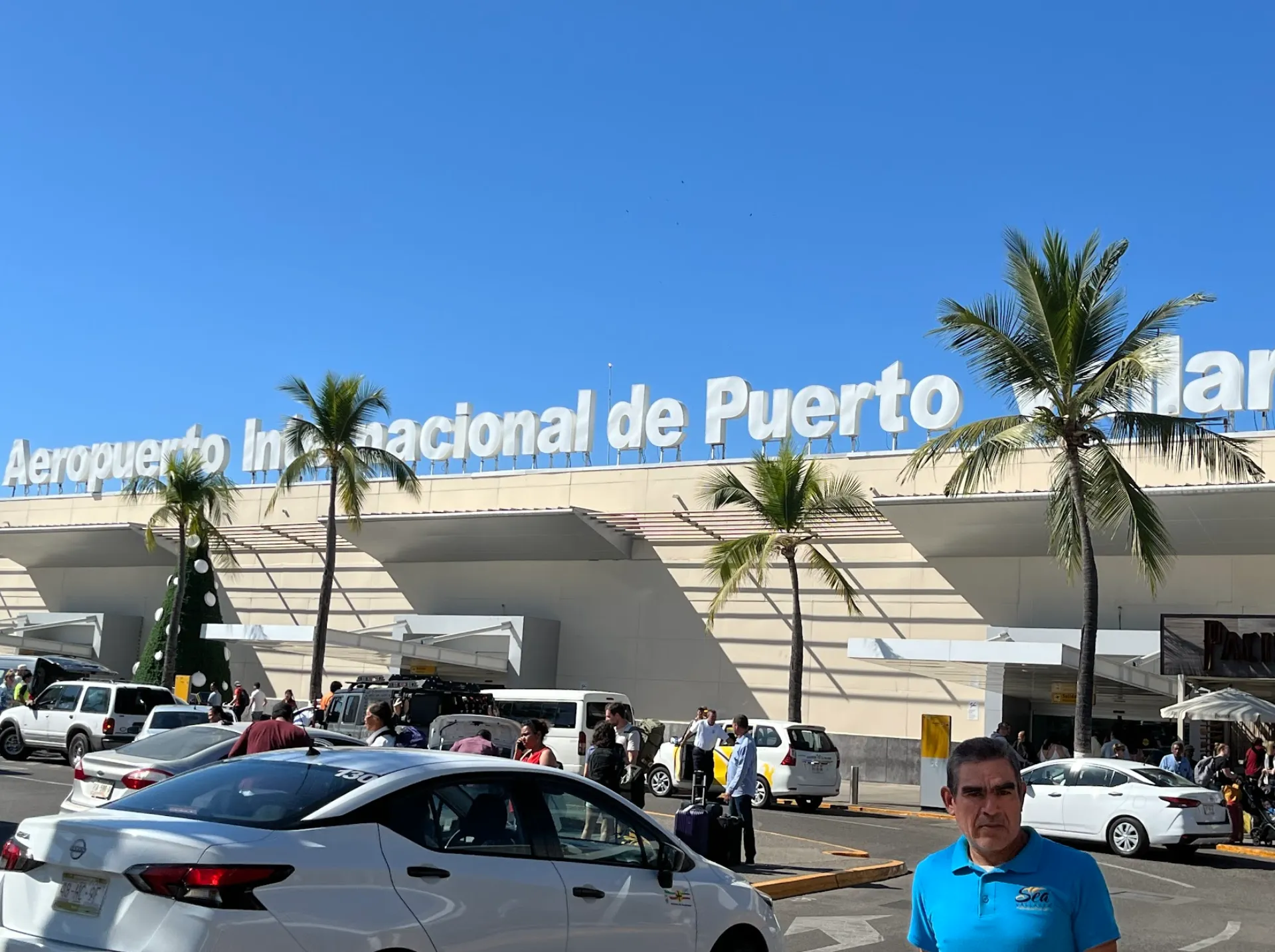 The tropical drive up to Casa de Mango from Puerto Vallarta